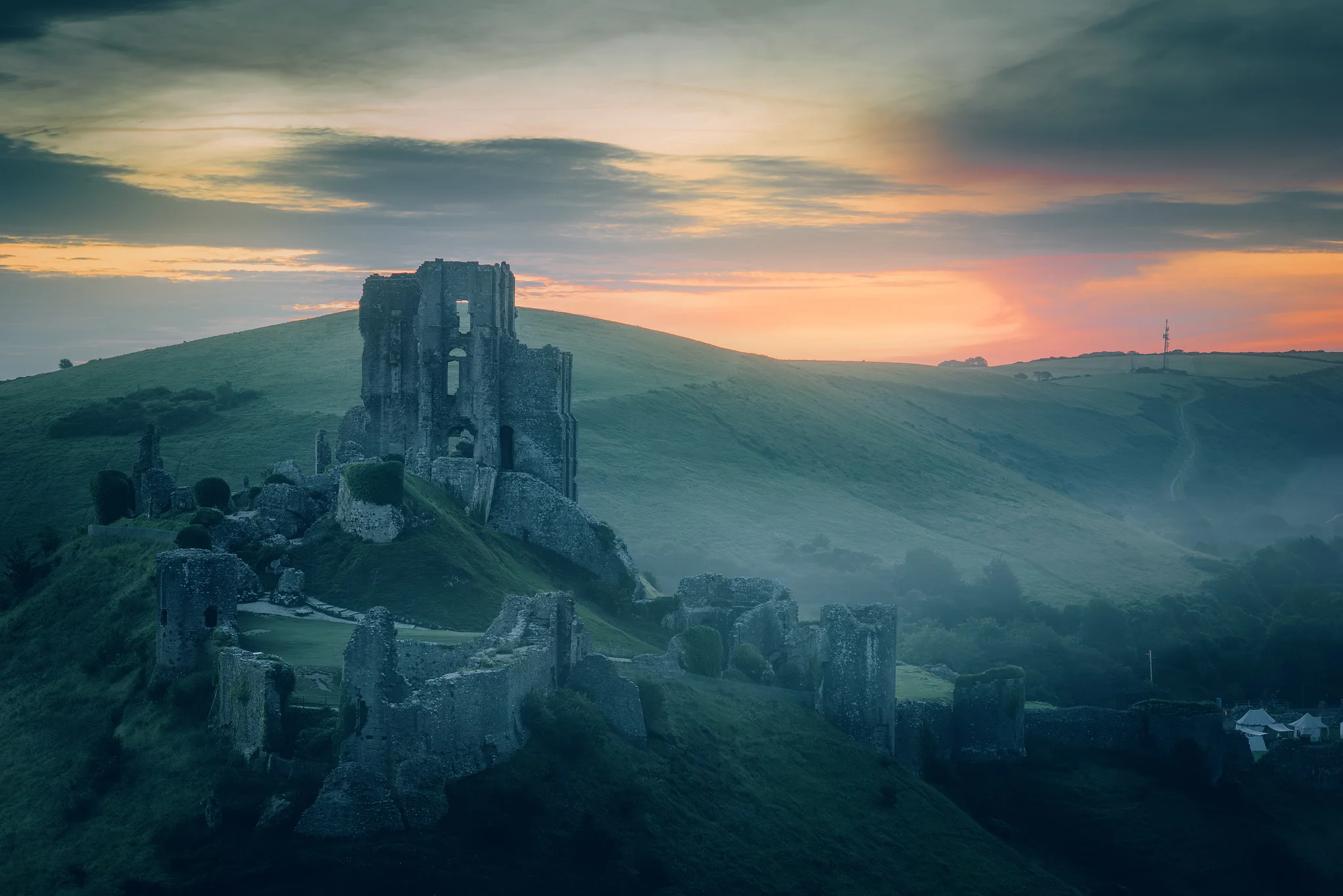 Corfe Castle pilsdrupas. Dorseta, Anglija