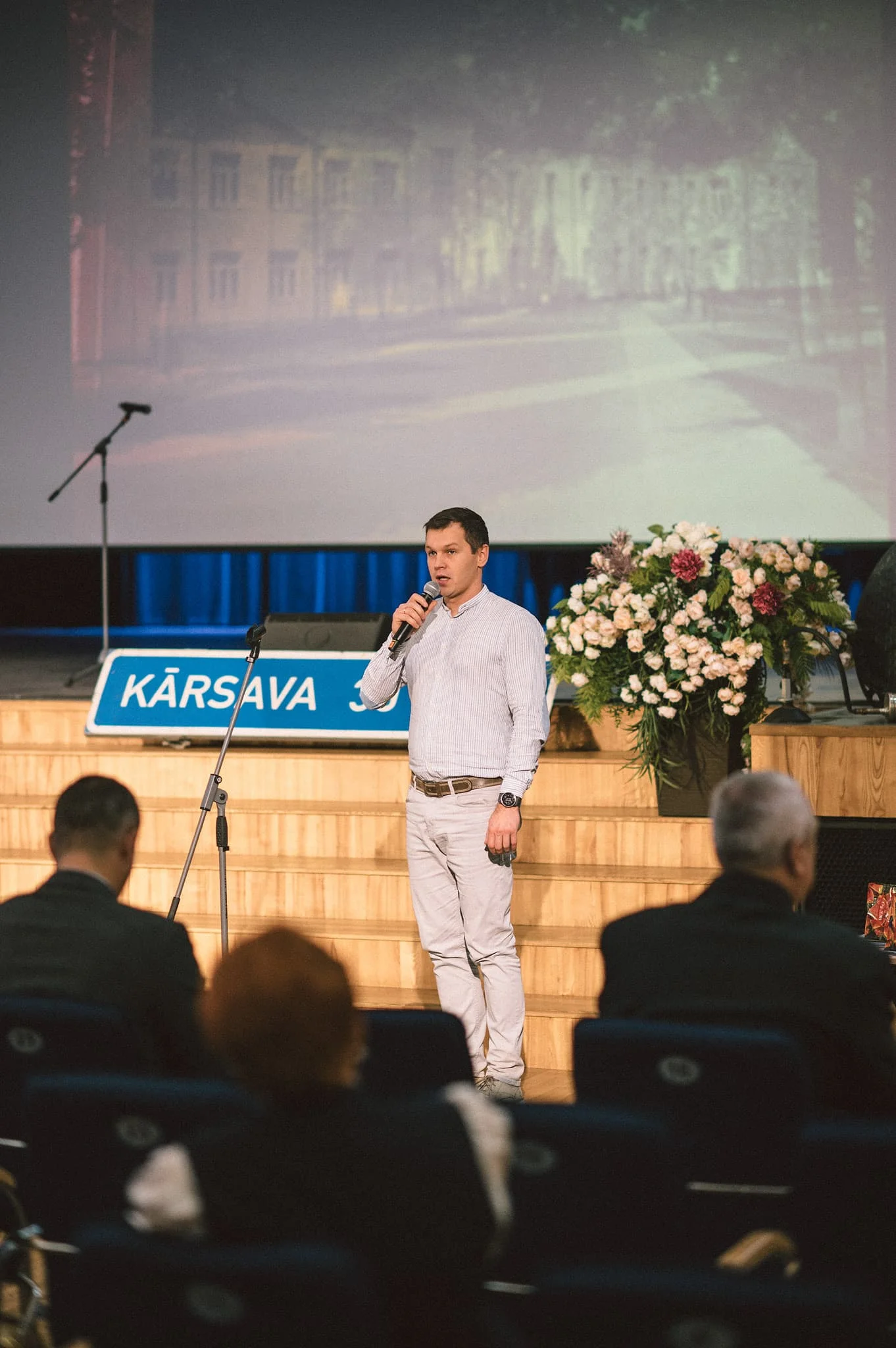 Ludzas apsaimniekotājam - 30