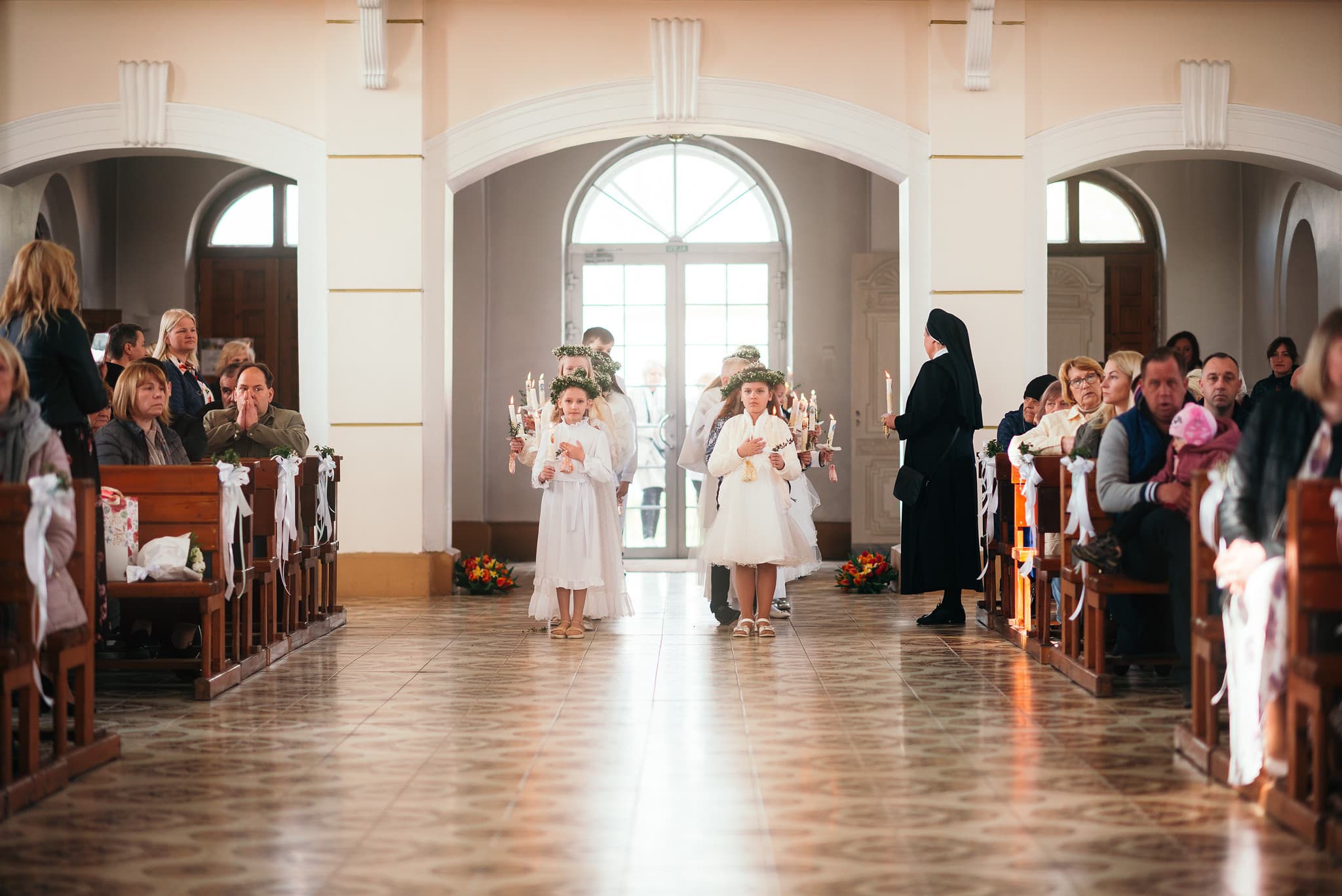 Pirmā Svētā Komūnija Ludzas Jaunavas Marijas Debesīs uzņemšanas Romas katoļu baznīcā