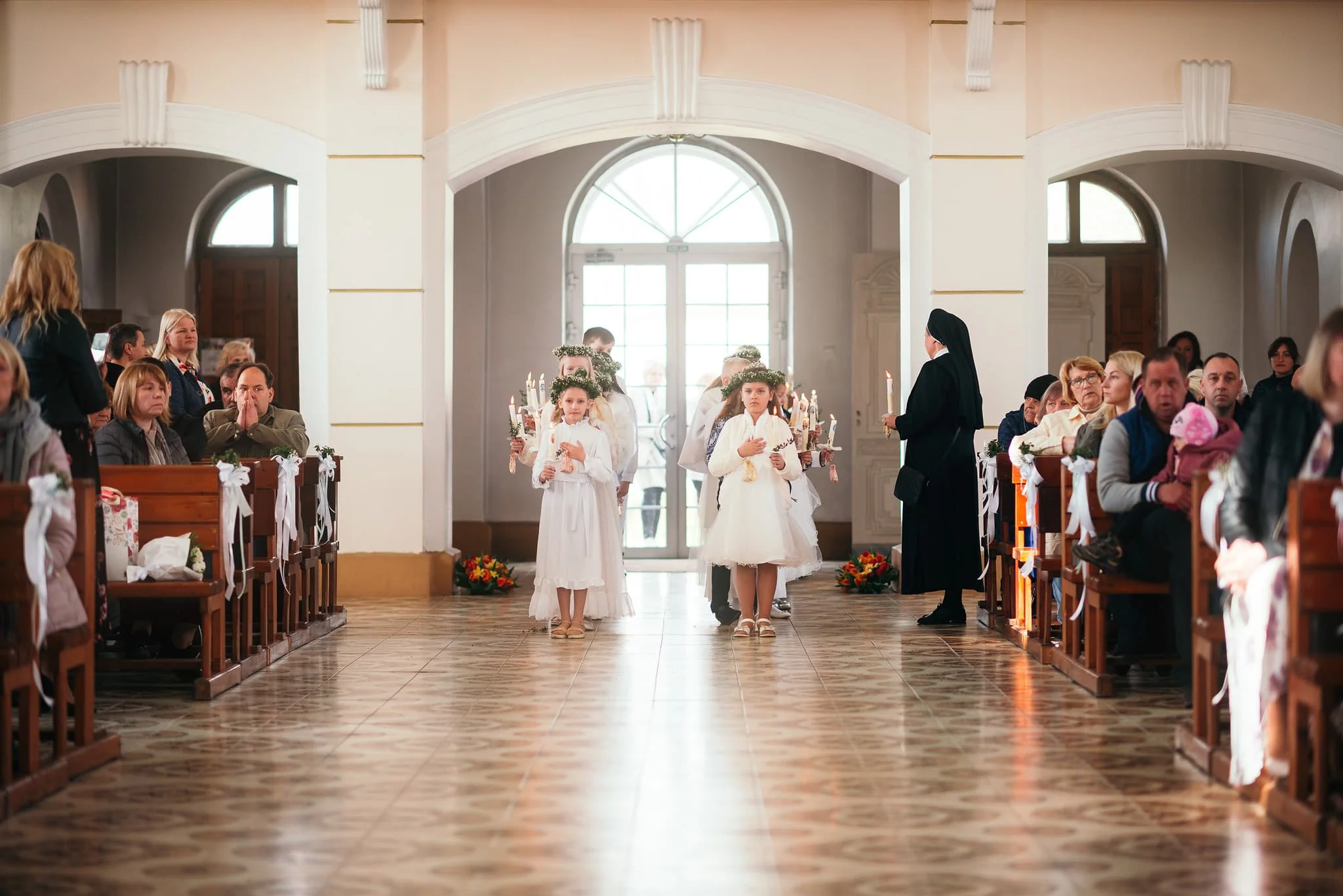 Pirmā Svētā Komūnija Ludzas Jaunavas Marijas Debesīs uzņemšanas Romas katoļu baznīcā
